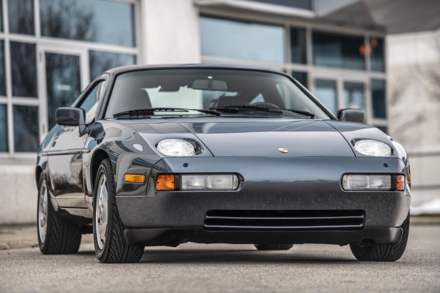  Porsche 928 S4 1988 года  (фото 4 из 70)